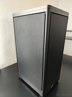 Prodám skříň Corsair 2000D, mini itx, sff - 3