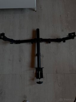 Prodám tento monitor s ramenem - 3