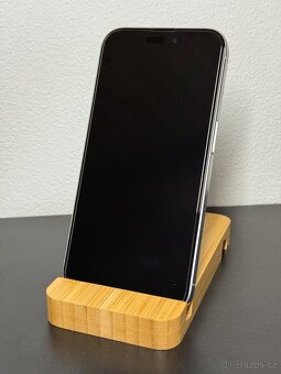 iPhone 15 Pro 128 GB - 3