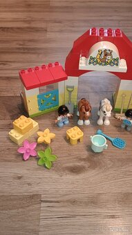 Lego Duplo stáj s koníky - 3