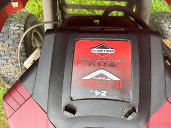Travní traktor SECO - 3