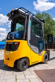 Vysokozdvižný vozík Jungheinrich TFG 320s (VV0098) - 3