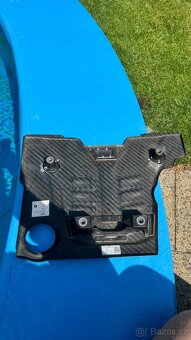 BMW M5 f90,M8 X5M X6M karbonový kryt motoru original - 3