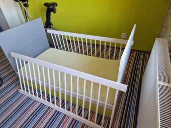 Rostoucí dětská postýlka 70x140cm s úložným prostorem - 3