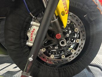 Triumph Street Triple RS 765 - 3