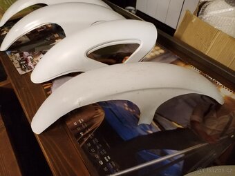 Přední laminátový blatnik - 3