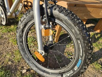 Early rider seeker 16 - 3