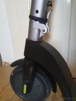 Elektrokoloběžka / elektrický skútr Top Stav - 3