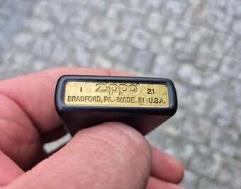 benzínový zapalovač Zippo, Made in U.S.A. - 3