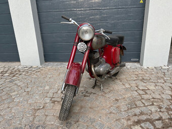 Motocykl ČZ 250 - 3