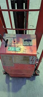 Paletový vozík elektrický - 3