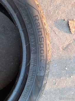 225/45/r17 uniroyal - 3