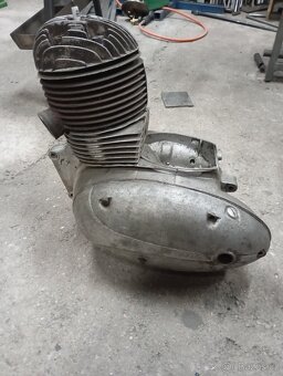 Motor 250 pérák FJ - 3