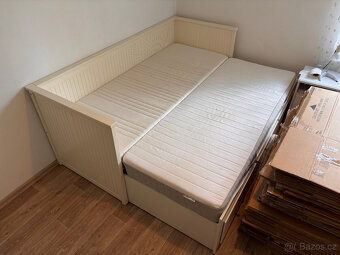 Rozkládací postel IKEA HEMNES + 2 matrace (80/160 × 200 cm) - 3