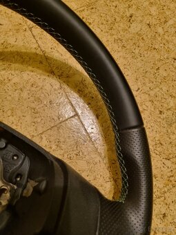 3-ramenný sportovní volant, zelené obšití - 3