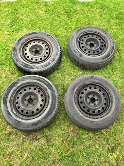Prodám 4ks plechových disků s pneu Laufenn - 3
