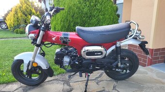 Honda Dax 125 - 3