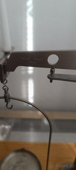 Laboratorní váha - 3