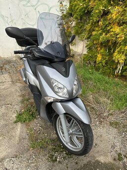 Skútr Yamaha Xcity 125 , 10 Kw - 3