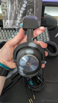 Logitech G Pro Gaming Headset - 3