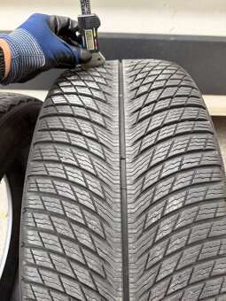 265/45 R21 zimní Michelin 2kusy 2022 vzorek 7,3mm - 3