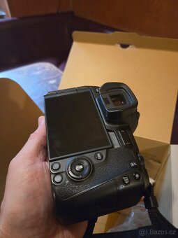 Full Frame bezzrcadlovka Canon eos R - 3