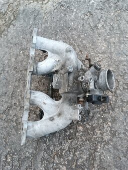 Volvo b230 sání - 3