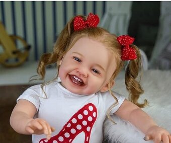 panenka se zoubky - 3