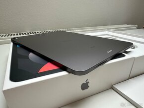 iPad Air (4th Generation) Wi-Fi 64 GB+Apple Pencil - 3