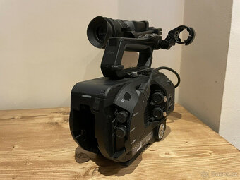 Sony FS7 - Dobrý stav (zkrácené hodiny) - vč. baterie a 2 pa - 3