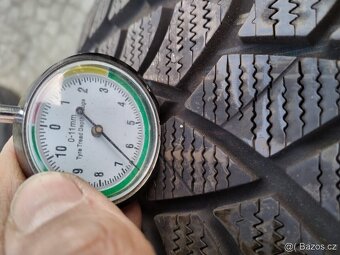 265/40/20 zimni pneu DUNLOP 265/40 R20 - 3