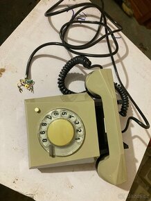 Telefon - 3