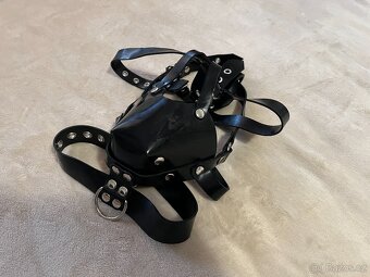 Latexový roubík / postroj na hlavu vel.UNI - 3