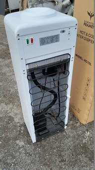 Nové , Výdejník vody - Aquamat Asistent HC-12L - 3