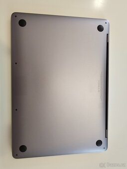 MacBook Pro 13-inch, 2017 - 3