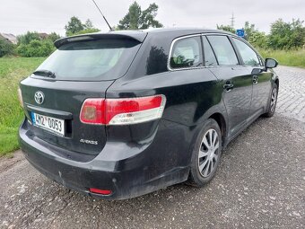 Toyota Avensis, 1,8 16V 108kW   AUTO A/C   VÝHŘEV - 3