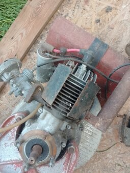 Motory benzínový - 3