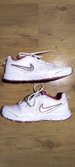 Kožené tenisky Nike vel. 40,5 - 3