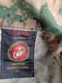 army bunda a svetr - 3
