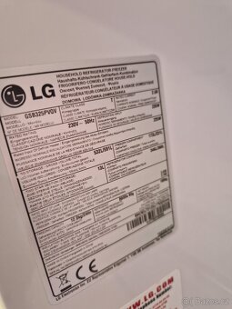 AMERICKÁ LEDNICE - LG - 3