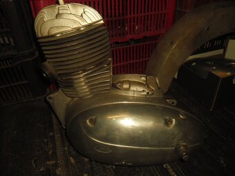Jawa 250/353 kývačka-půlbuben - 3