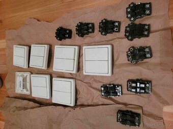 ZÁSUVKY, VYPÍNAČE LEVNĚ - 3