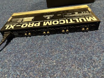behringer multicom pro-xl MDX4600 - 3