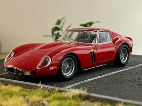 1:18 Ferrari 250 GTO - Red - Kyosho - 3