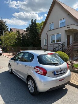 Peugeot 208 1.4 benzin najeto 120xxx km nová stk - 3
