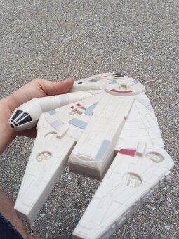 Milenium Falcon - 3