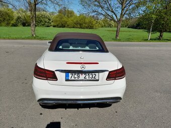 Mercedes -Benz - 3