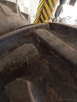 Prodám pneu 380/85R24 - 3