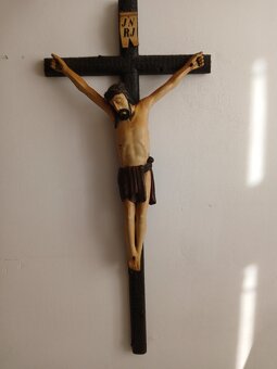 Barokizující kříž - 3