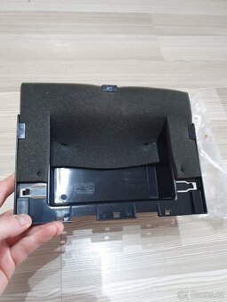 VW T4 NOVY suplik pod pojistkovou skrinku - 3